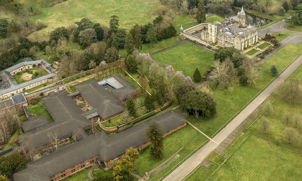 De Vere Horsley Estate East Horsley Esterno foto